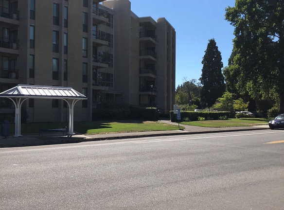 Riverview Terrace Apartments - Cottage Grove, OR