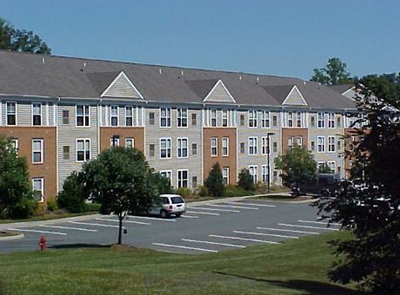Woods Edge Senior Apartments - Charlottesville, VA