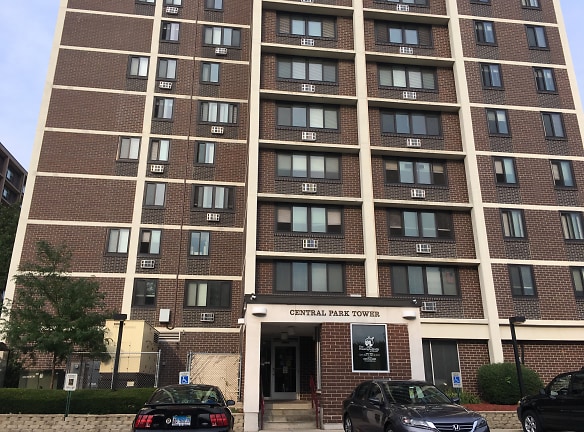 Westwind Towers Apartments - Elgin, IL