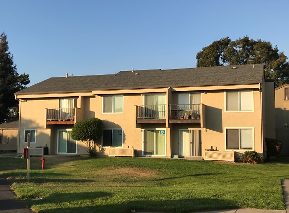 Orchard Crossing Apartments - Fairfield, CA