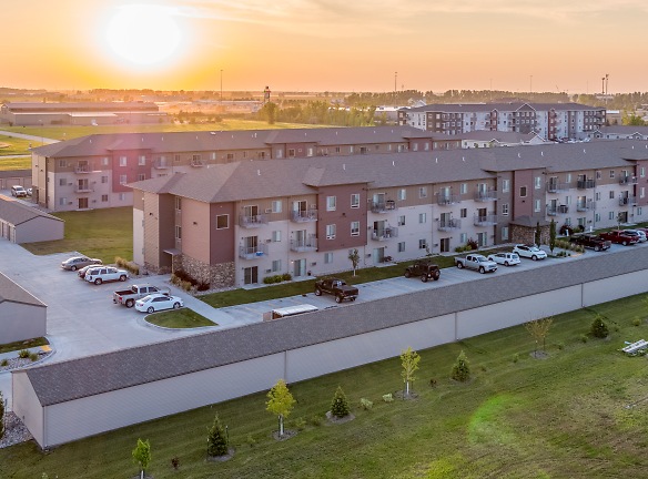 Latitude Apartments - Grand Forks, ND