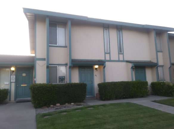 TULLY MANOR NORTH APTS TOWNHOUSES Apartments - Modesto, CA