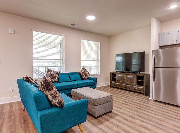 Azul Apartments - The Woodlands - Spring, TX