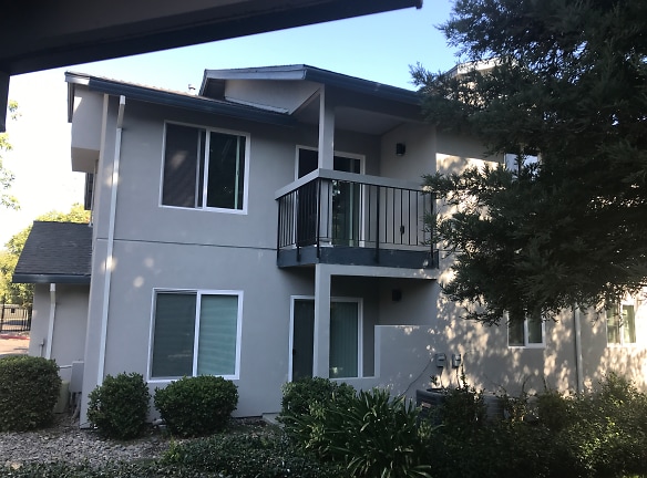 Arbors Apartments - Davis, CA