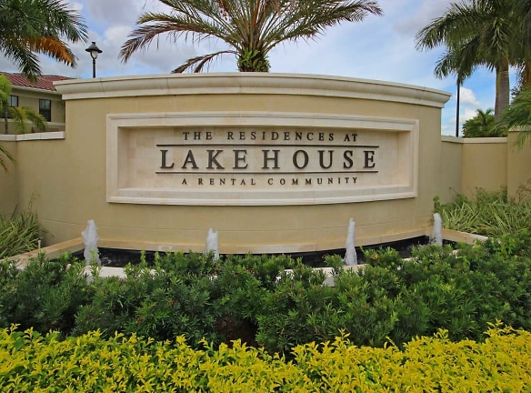 Residences At Lakehouse - Hialeah, FL