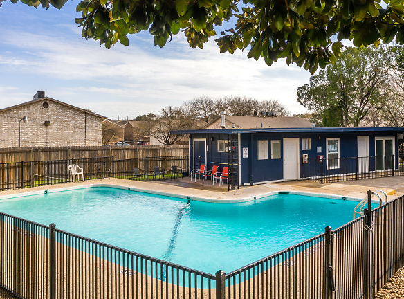 Magnolia Flats Apartments - San Antonio, TX