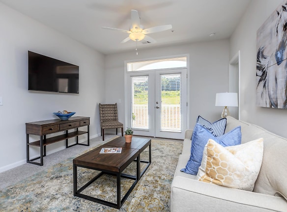 Riverstone Apartments At Long Shoals - Arden, NC