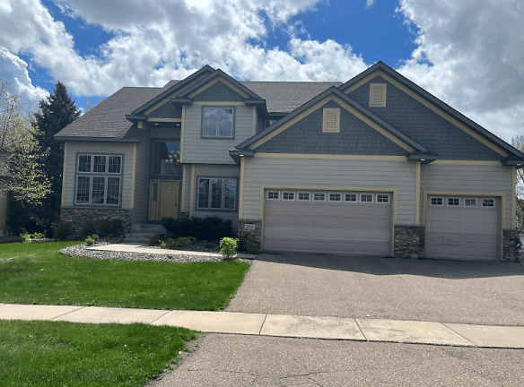 18449 98th Pl N - Osseo, MN