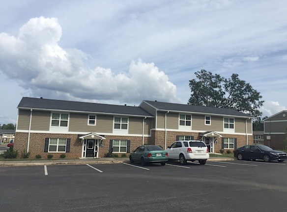 Keystone Apartments 145 S MCDONOUGH ST Jonesboro GA Apartments for