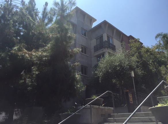 Chang Commons Apartments - Pasadena, CA