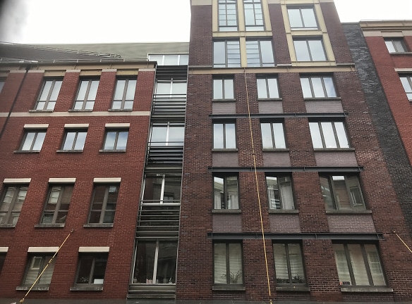 HISTORIC FRONT STREET Apartments - New York, NY