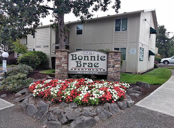 Bonnie Brae Apartments - 13526 SW Bonnie Brae St - Beaverton, OR