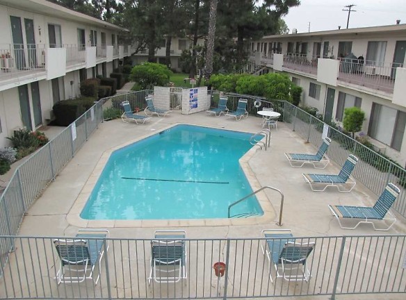 Pine Terrace Apartments - Whittier, CA