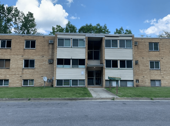 554 West Ave unit 201 - Tallmadge, OH