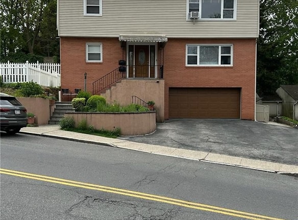 126 Fisher Ave #2 - Eastchester, NY