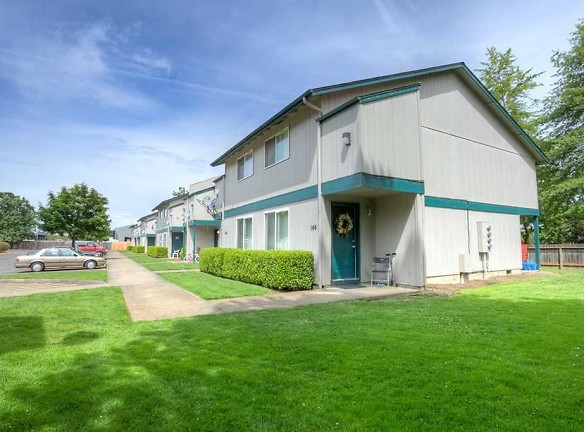Woodland Creek Apartments - Eugene, OR