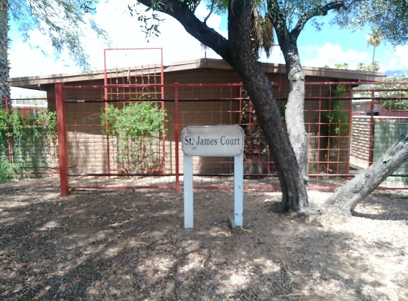 St. James Court Apartments - Tucson, AZ