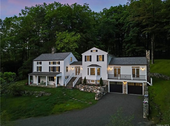 351 Mt Holly Rd - Katonah, NY