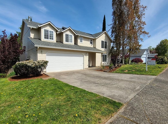 2418 NW 112th St - Vancouver, WA