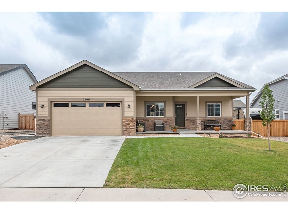 2209 73rd Ave Pl - Greeley, CO