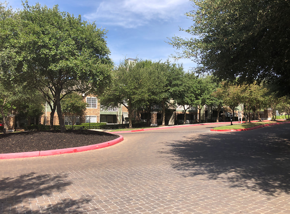 The Boulevard At Sonterra Apartments - San Antonio, TX