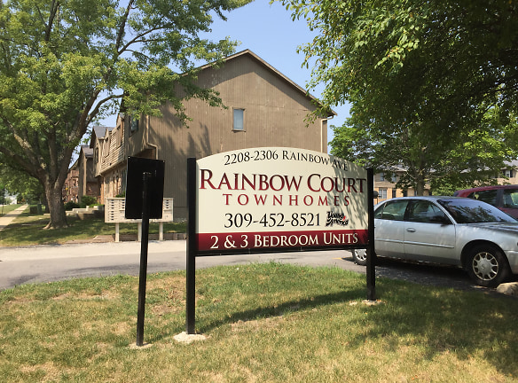 Rainbow Court Townhome 2208 Apartments - Bloomington, IL