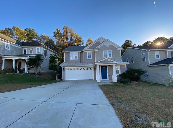 7228 Great Laurel Dr - Raleigh, NC