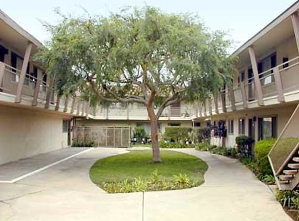 Pacifica Apartments - Costa Mesa, CA