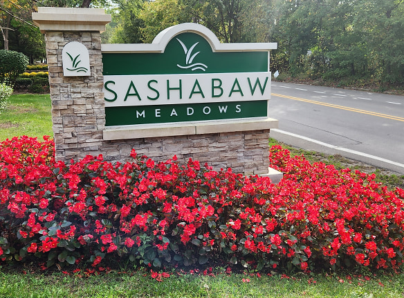 Sashabaw Meadows Apartments - Clarkston, MI
