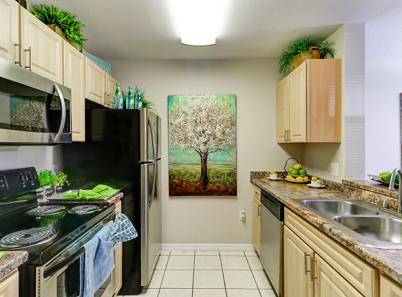 Kendall Ridge Apartment Homes - Bradenton, FL