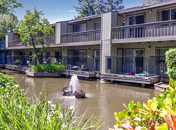 Riverdeck Apartments - Sunnyvale, CA