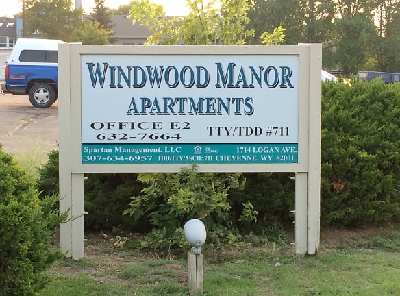 Windwood Manor Apartments - Cheyenne, WY