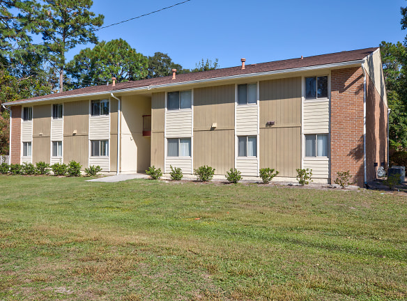 Ridgewood Apartments - Savannah, GA
