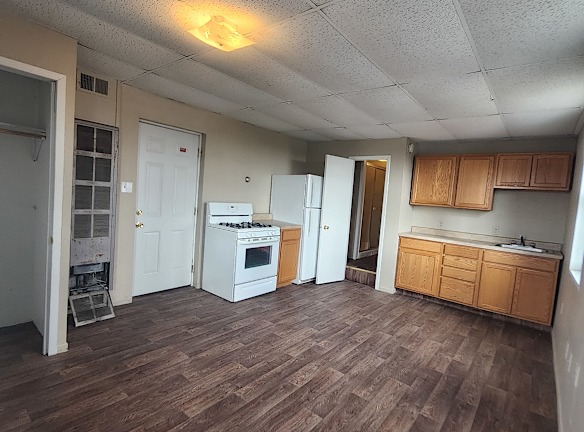 102 S Main St unit 32 - Leon, IA