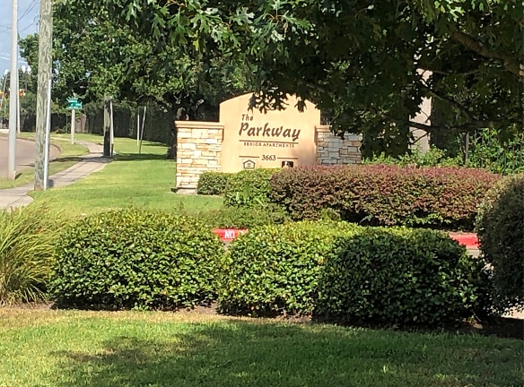 Parkway Senior Apartment Homes - Pasadena, TX