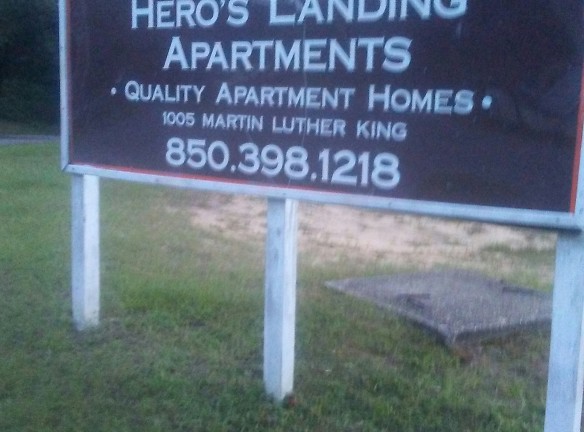 Heros Landing Apartment - Crestview, FL