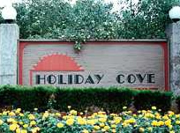 Holiday Cove - Forsyth, GA
