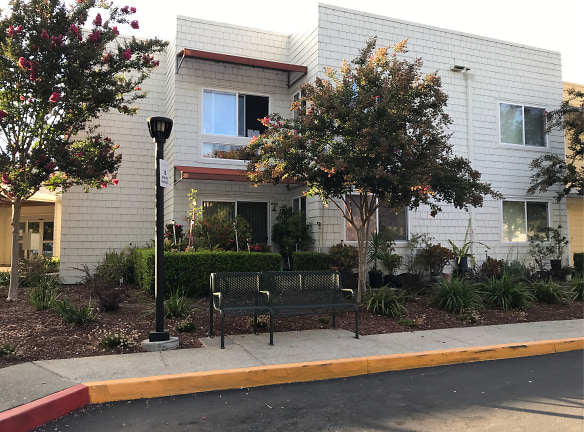 Lenzen Gardens Apartments - San Jose, CA
