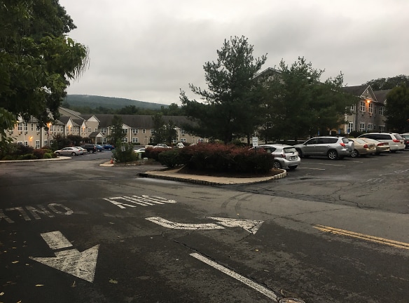 Waters Edge LP Apartments - Port Jervis, NY