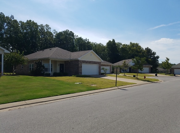 Lakeview Subdivision Apartments - Brownsville, TN