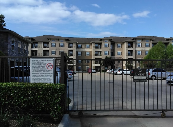 West Oaks Senior Community Apartments - Houston, TX