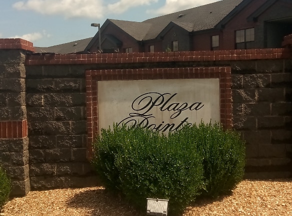 Plaza Pointe Apartments - Conway, AR