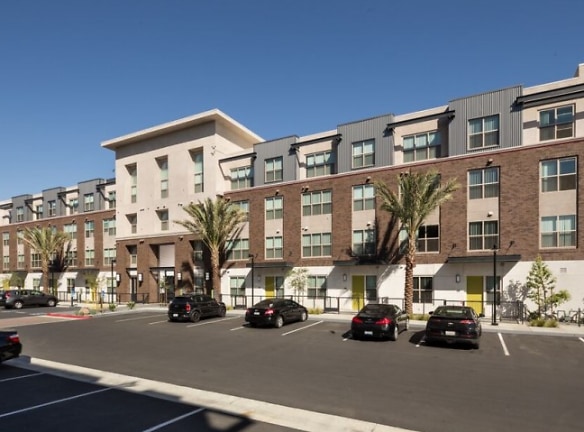 Monterey Station Apartments - Pomona, CA