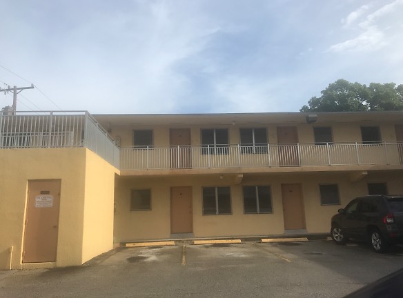 Fairway Apartments - Miami Springs, FL
