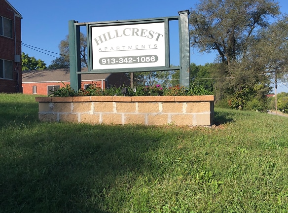 Hillcrest Village Apts Apartments - Kansas City, KS