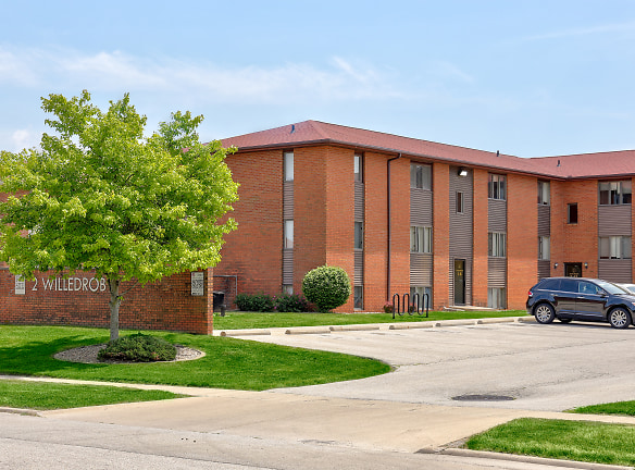Willedrob Apartments - Bloomington, IL