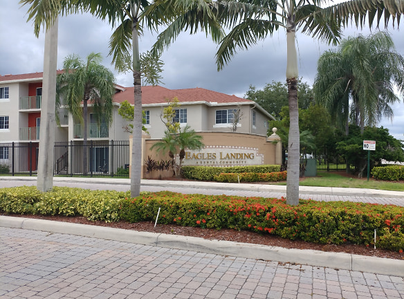 Eagles Landing Apartments - Miami Gardens, FL