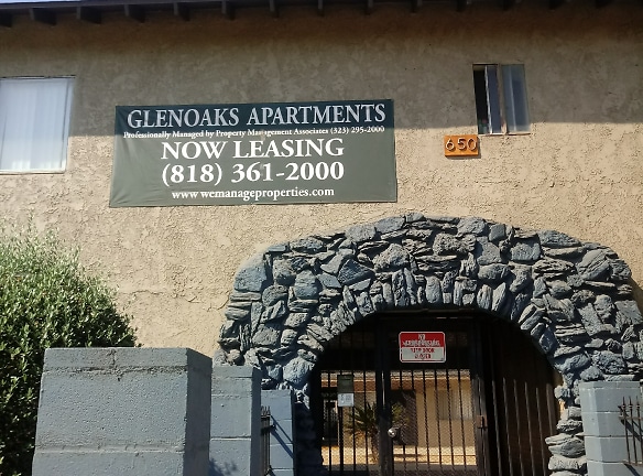 Glenoaks Apartments - San Fernando, CA