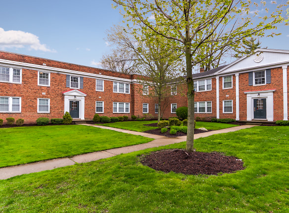 Shaker Crossing Apartments - Shaker Heights, OH