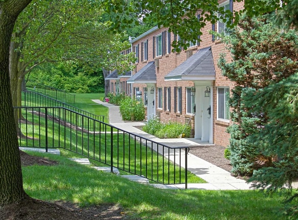 Summerdale Apts Apartments - Enola, PA